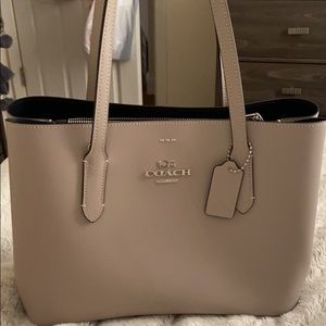 Gray coach shoulder bag